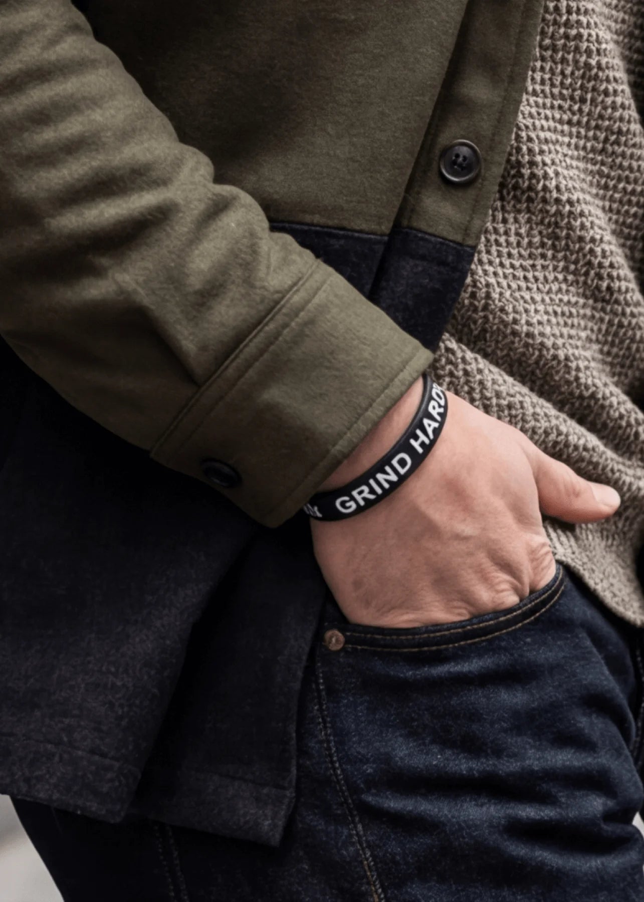 ScopeLyfe GlowRunner Wirstband