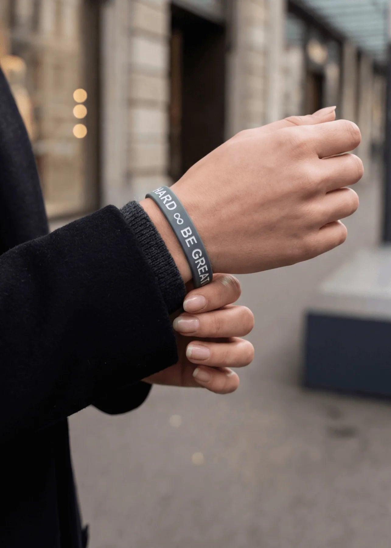 ScopeLyfe GlowRunner Wirstband